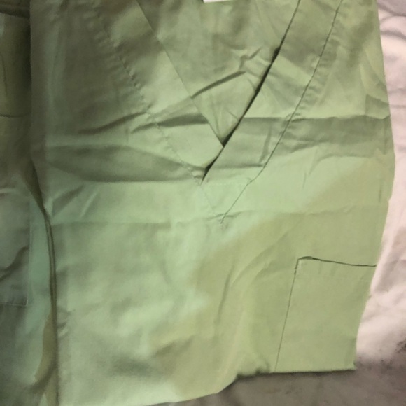 Scrub - Picture 2 of 3